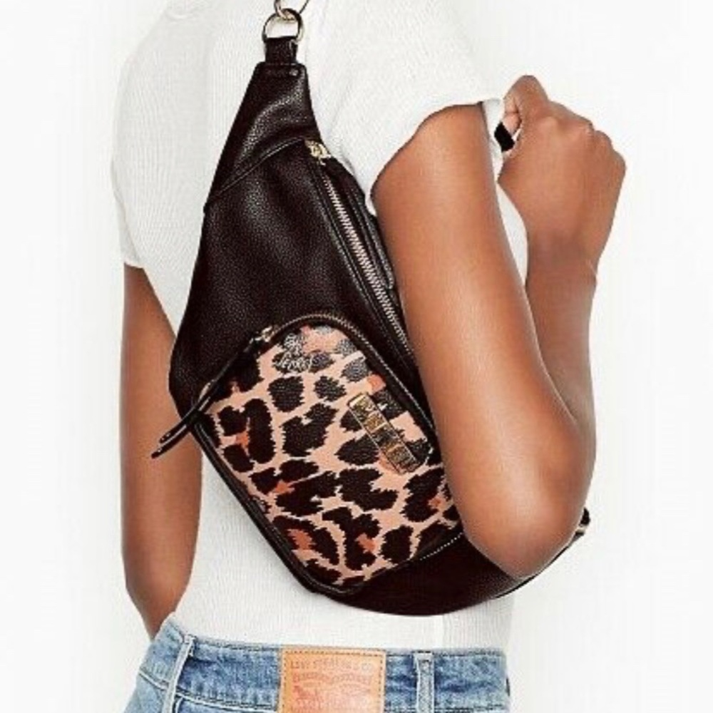 NWT VICTORIA’S SECRET WAIST BAG